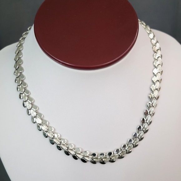 Coro Jewelry - Coro Silver Tone Necklace Abstract Design Hook Close Vintage Signed 16 in